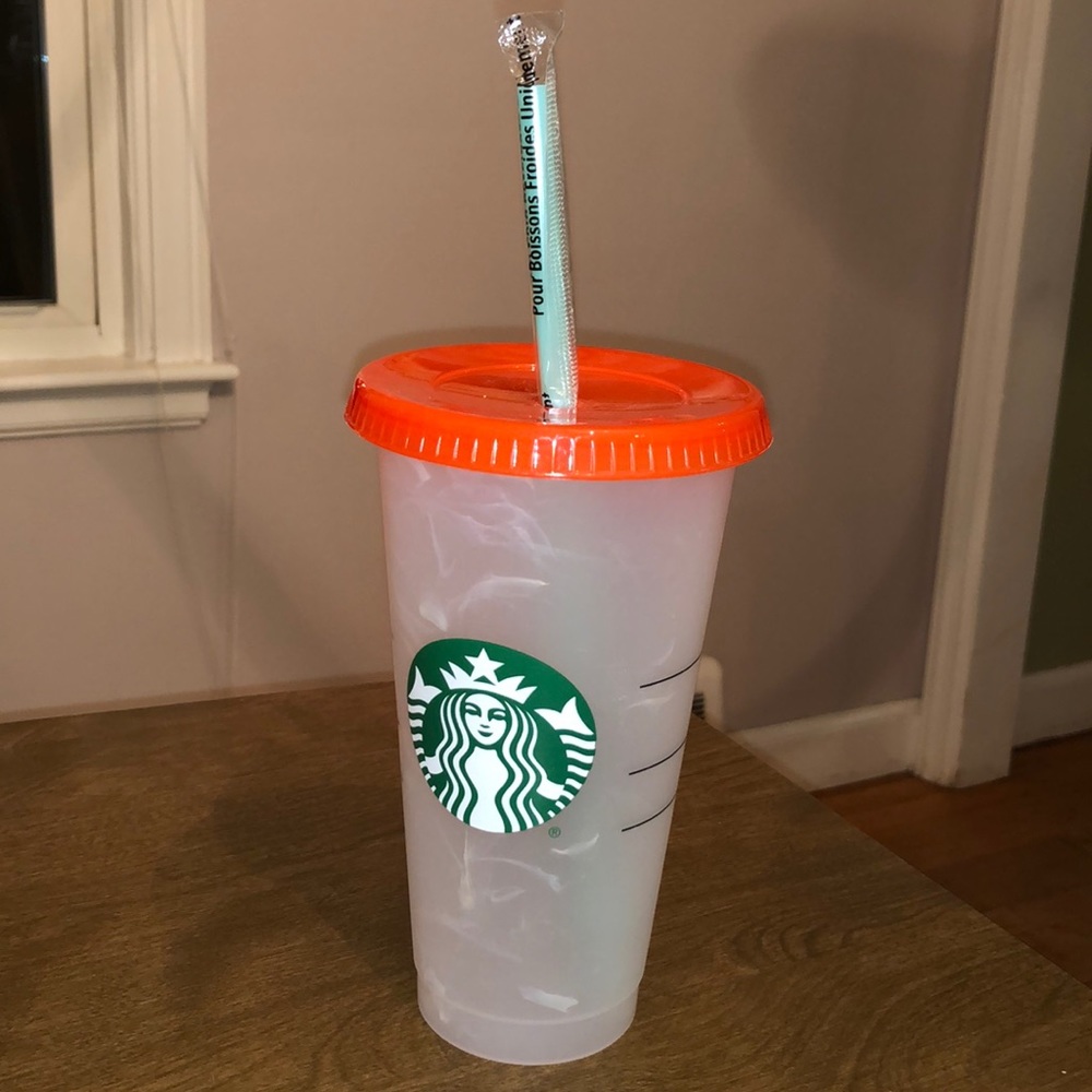 One  reusable color changing plastic Starbucks cup